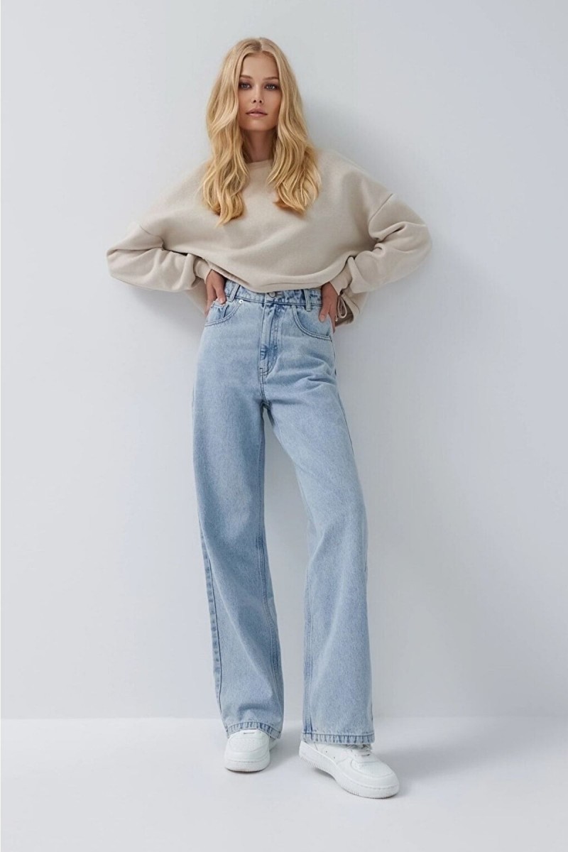 Kira 90 s Açık Kar Likralı Süper Yüksek Bel Salaş Jean Pantolon. (süper Yüksek.) Wide Leg. Kira 90 s Açık Kar Likralı Süper Yüksek Bel Salaş Jean Pantolon. (süper Yüksek.) Wide Leg.