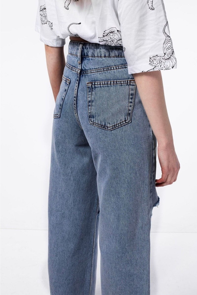 Likralı Yırtık Mavi Kar Yıkama Süper Yüksek Bel Salaş Jean Pantolon. (süper Yüksek) Wide Leg Likralı Yırtık Mavi Kar Yıkama Süper Yüksek Bel Salaş Jean Pantolon. (süper Yüksek) Wide Leg