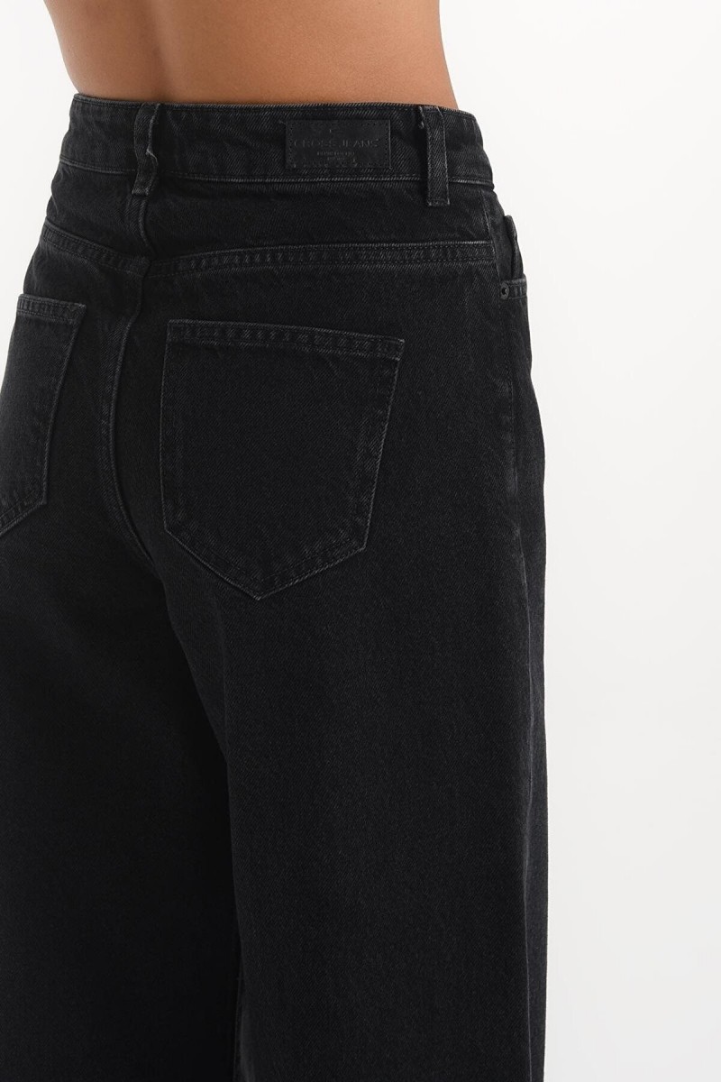 Solmayan Siyah Likralı Süper Yüksek Bel Salaş Jean Palazzo Pantolon. (süper Yüksek.) Wide Leg. Solmayan Siyah Likralı Süper Yüksek Bel Salaş Jean Palazzo Pantolon. (süper Yüksek.) Wide Leg.