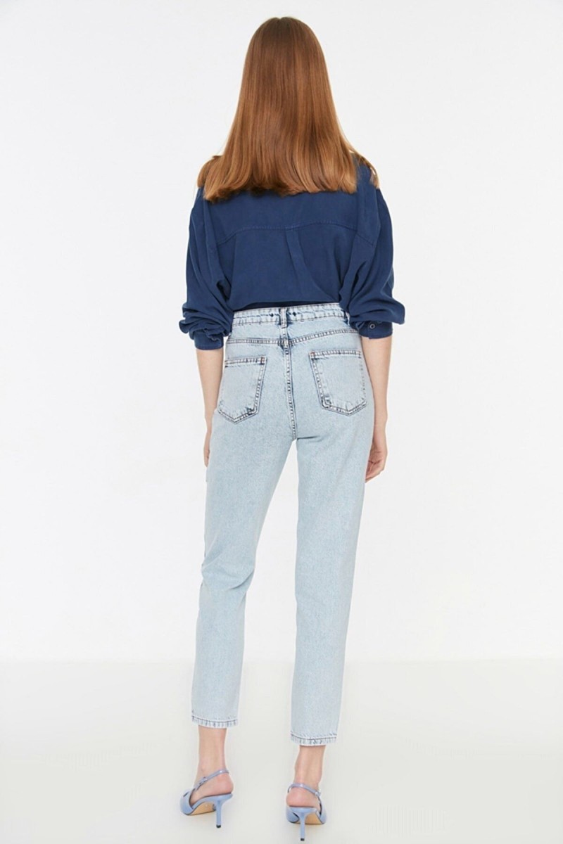 Polina Solmaz Kar Mom Jeans Kadın Boyfriend Yüksek Bel Power Likra Pantolon Polina Solmaz Kar Mom Jeans Kadın Boyfriend Yüksek Bel Power Likra Pantolon