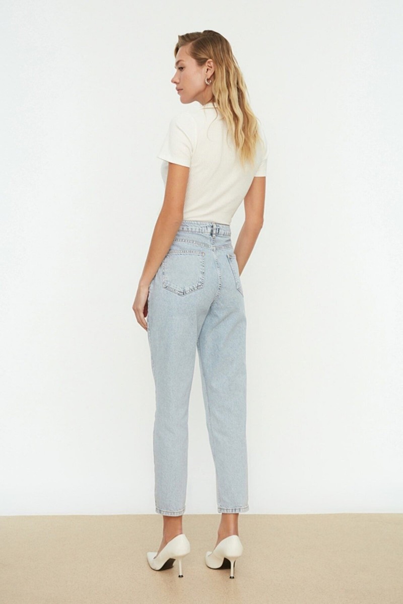 Mikula Solmaz Kar Mom Jeans Kadın Boyfriend Yüksek Bel Power Likra Pantolon Mikula Solmaz Kar Mom Jeans Kadın Boyfriend Yüksek Bel Power Likra Pantolon