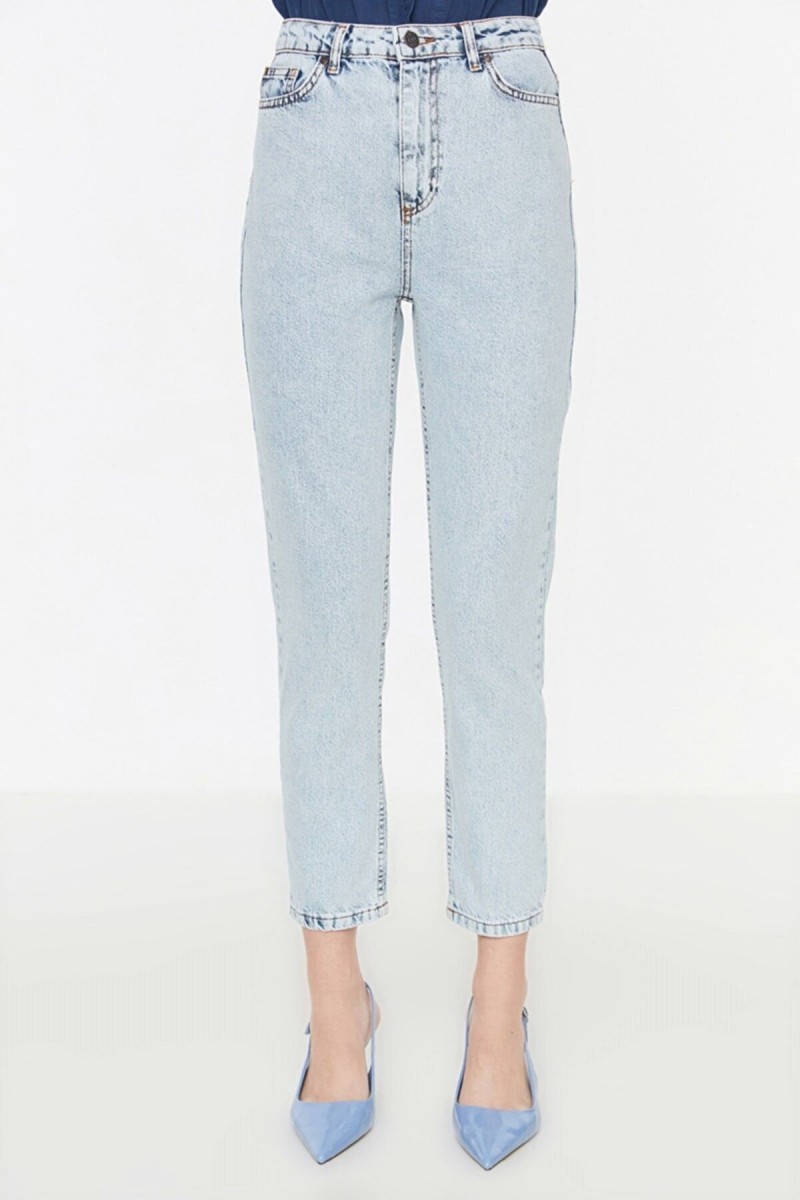 Polina Solmaz Kar Mom Jeans Kadın Boyfriend Yüksek Bel Power Likra Pantolon Polina Solmaz Kar Mom Jeans Kadın Boyfriend Yüksek Bel Power Likra Pantolon