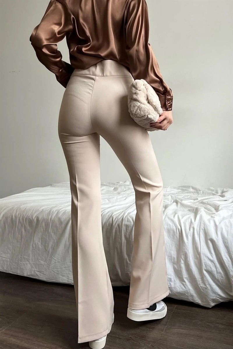 Kadın Bej Ispanyol Paça Kumaş Yüksek Bel Pantolon Kadın Bej Ispanyol Paça Kumaş Yüksek Bel Pantolon