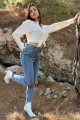 Spanish Yüksek Bel Mavi Kar Yıkama Mom Kot Pantolon Likralı Solmaz Ekstra Rahat Mom Jeans Spanish Yüksek Bel Mavi Kar Yıkama Mom Kot Pantolon Likralı Solmaz Ekstra Rahat Mom Jeans