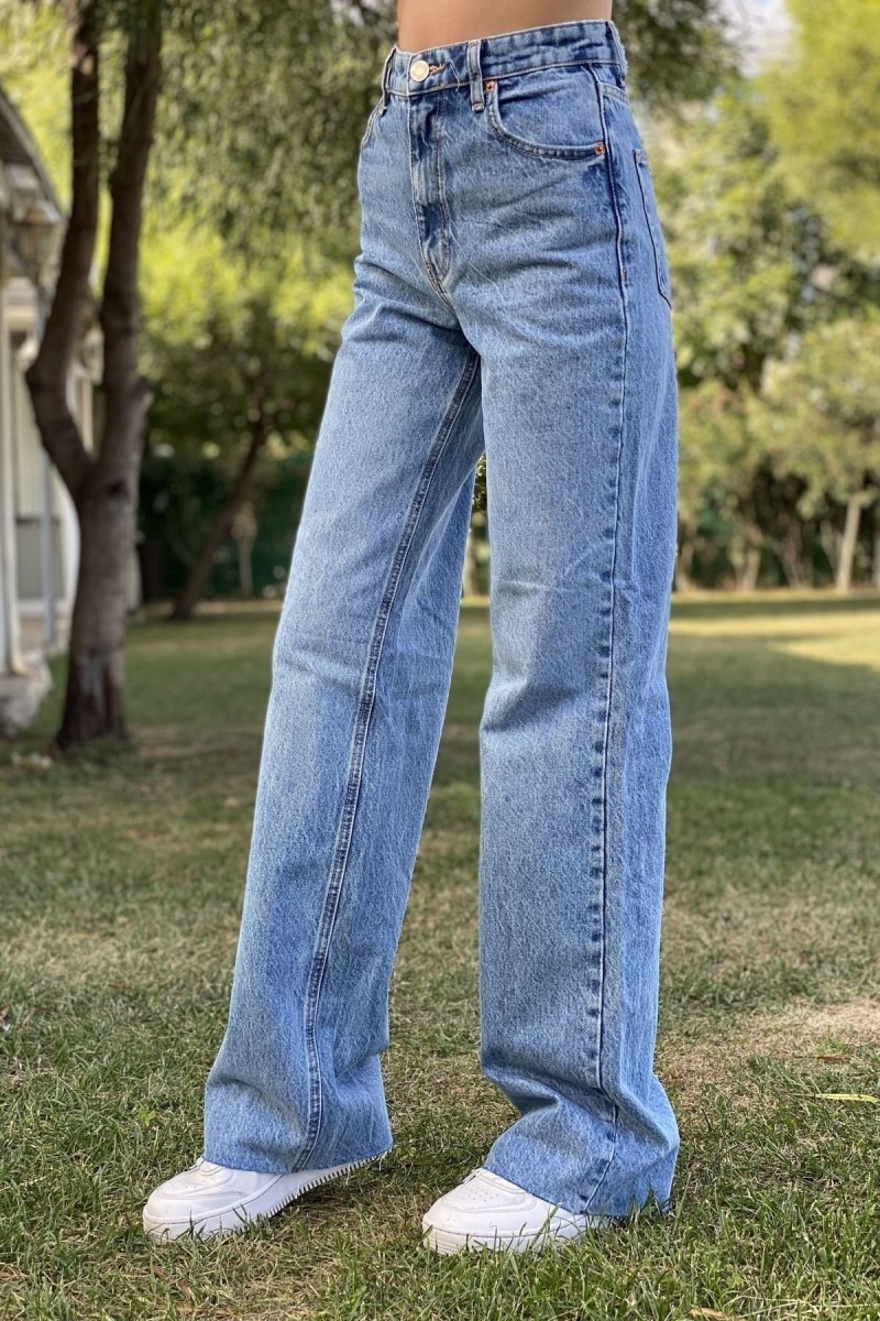 Nicola Likralı Kadın Açık Kar Yıkama Süper Yüksek Bel Salaş Paça Denim Kot Salaş Pantolon