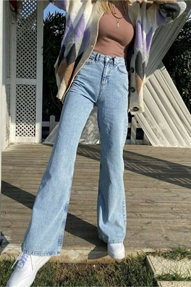 Ela 90 s Mavi Kar Yıkama Likralı Süper Yüksek Bel Salaş Paça Jeans Palazzo Pantolon Ela 90 s Mavi Kar Yıkama Likralı Süper Yüksek Bel Salaş Paça Jeans Palazzo Pantolon