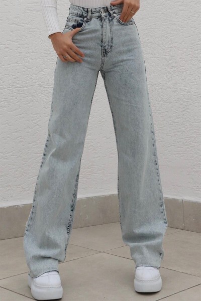 Lara Power Likralı Kadın Açık Mavi Kar Yıkama Yüksek Bel Salaş Paça Denim Kot Pantolon Lvk-001040a