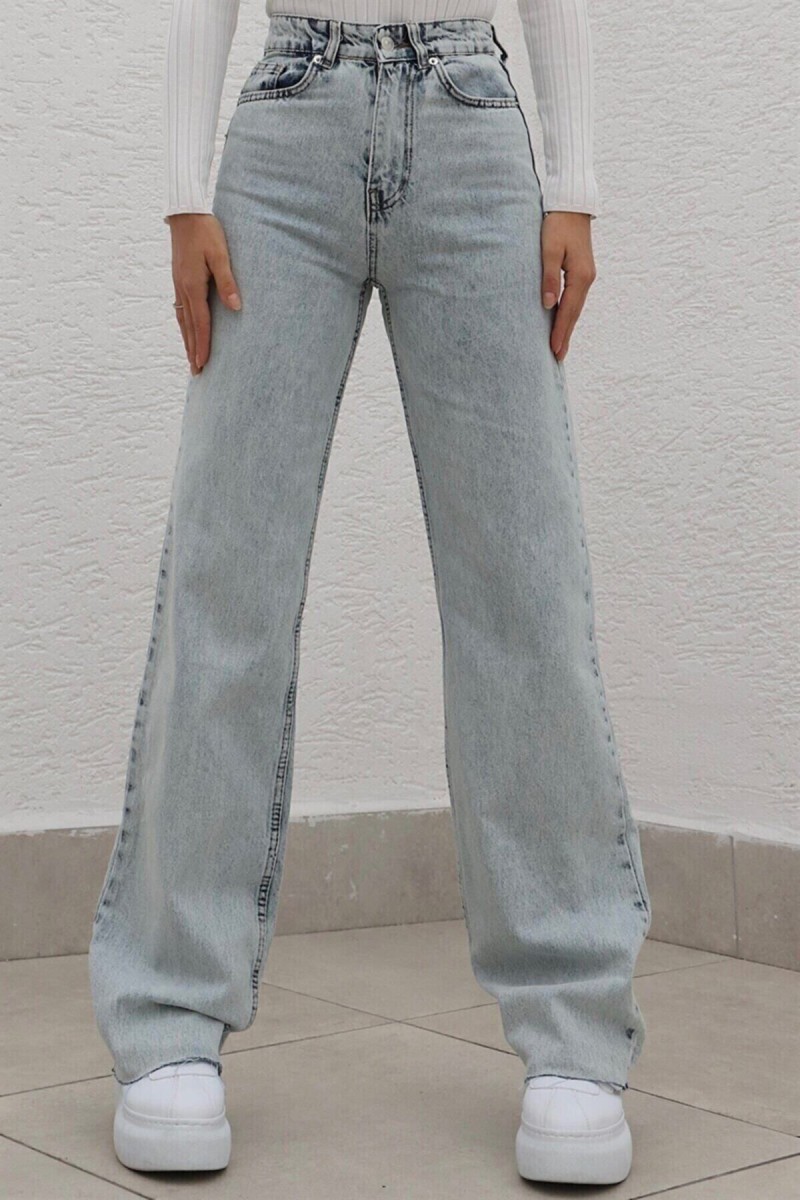 Lara Power Likralı Kadın Açık Mavi Kar Yıkama Yüksek Bel Salaş Paça Denim Kot Pantolon Lvk-001040a Lara Power Likralı Kadın Açık Mavi Kar Yıkama Yüksek Bel Salaş Paça Denim Kot Pantolon Lvk-001040a